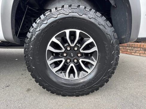 Used 2013 Ford F150 Raptor w/ Luxury Equipment Group image 34