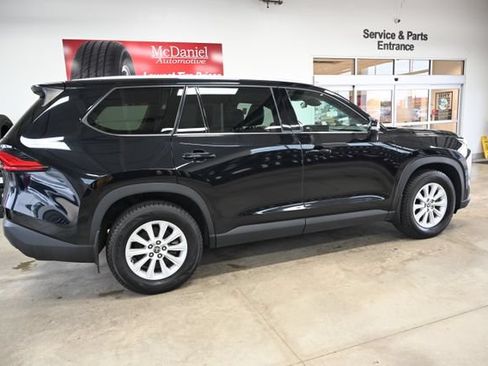 Used 2024 Toyota Grand Highlander AWD image 5