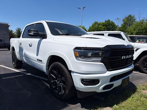 Certified 2022 RAM 1500 Laramie AWD/4WD image 1