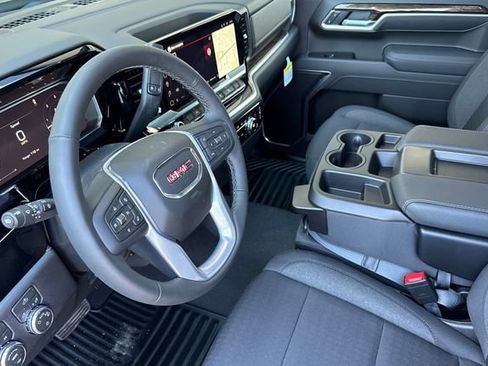 New 2026 GMC Sierra 1500 SLE AWD/4WD image 10