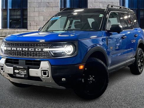 Certified 2025 Ford Bronco Sport Badlands image 2