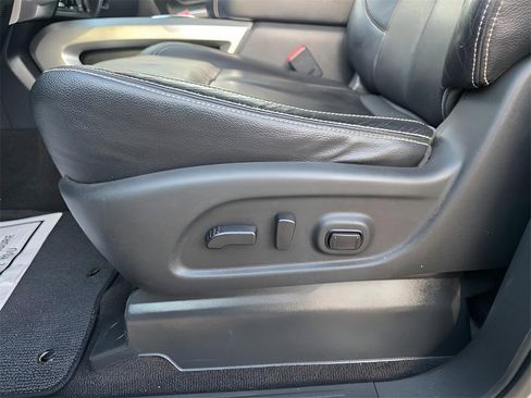 Used 2016 Nissan Titan PRO-4X w/ Pro-4x Convenience Package image 20