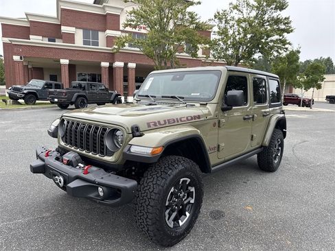 New 2025 Jeep Wrangler Unlimited Rubicon w/ Steel Bumper Group image 7