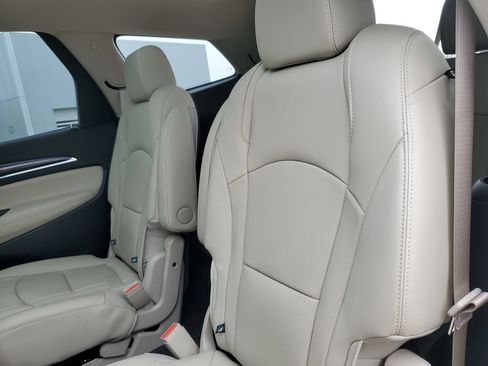 Used 2019 Buick Enclave Premium w/ Experience Buick Package AWD/4WD image 33