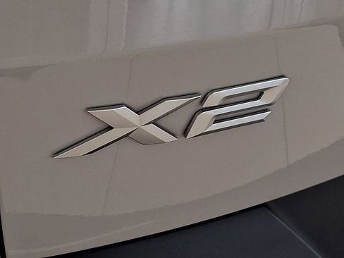 Used 2026 BMW X2 xDrive28i w/ Technology Package AWD/4WD image 32