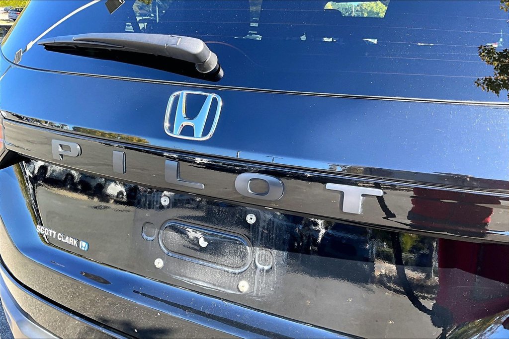 Used 2025 Honda Pilot EX-L image 25