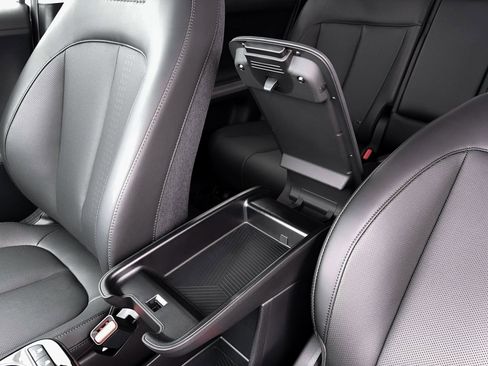 New 2026 Hyundai Ioniq 5 Limited image 12