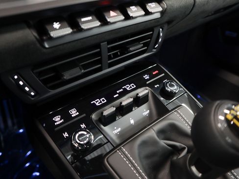 New 2026 Porsche 911 GT3 image 19