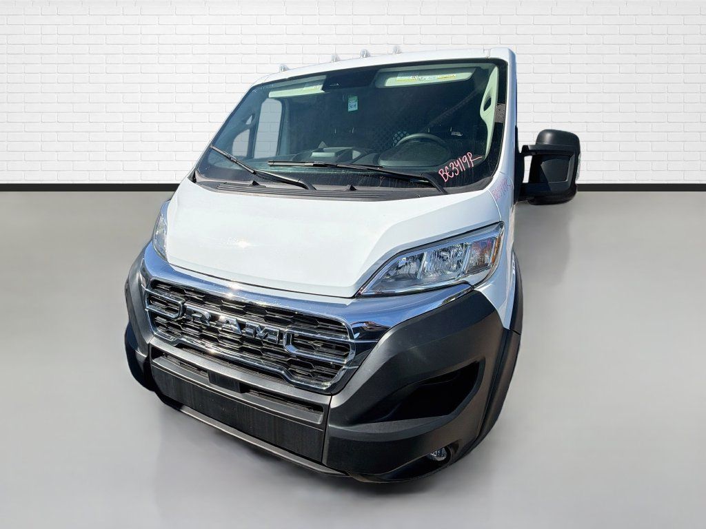 Used 2025 RAM ProMaster 2500 w/ U-Haul Equipment Group FWD image 2