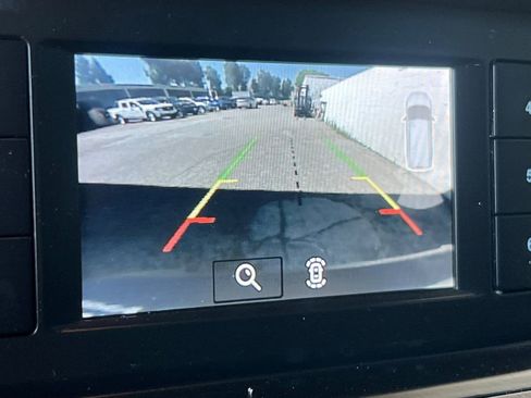 Used 2020 Ford Transit Connect XL image 19