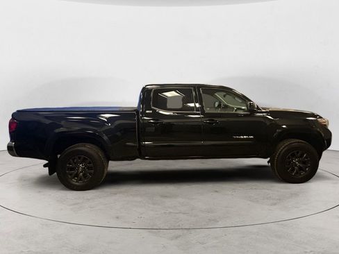 Used 2022 Toyota Tacoma SR5 AWD/4WD image 6