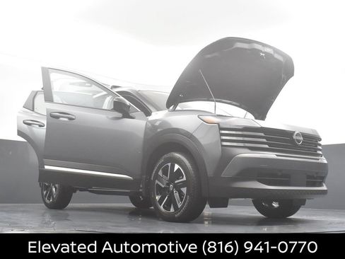 Certified 2026 Nissan Kicks SV w/ SV Premium Package AWD/4WD image 33