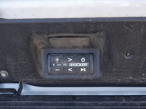 Used 2023 GMC Sierra 3500 Denali w/ Denali Ultimate Package image 30