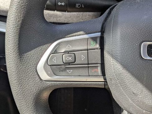 Used 2025 Jeep Compass Sport AWD/4WD image 28