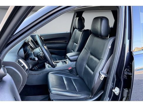 Used 2014 Dodge Durango Limited w/ Nav & Power Liftgate Group RWD image 34
