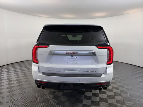 Certified 2024 GMC Yukon XL Denali AWD/4WD image 10