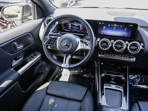 Certified 2025 Mercedes-Benz GLA 250 image 14