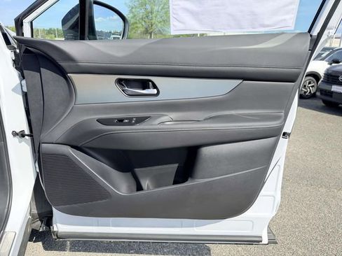 New 2026 Nissan Murano Platinum w/ Cargo Package AWD/4WD image 8