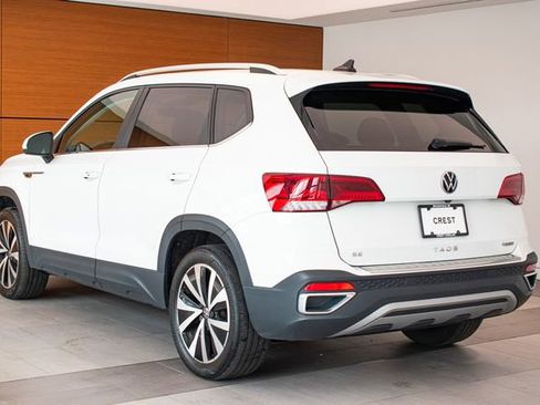 Used 2023 Volkswagen Taos SE AWD/4WD image 8
