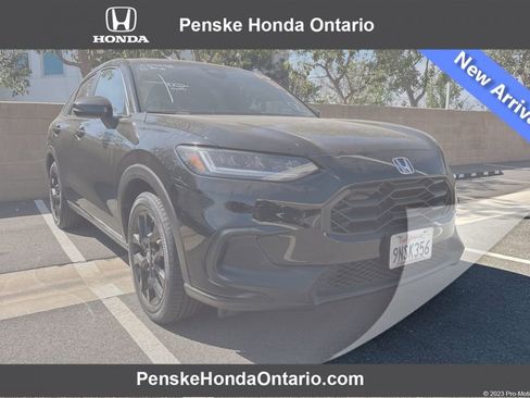 Used 2025 Honda HR-V Sport image 1