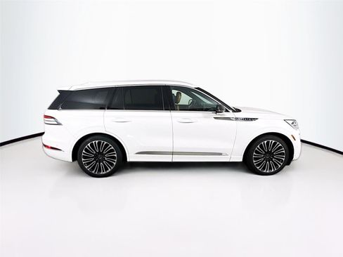 Used 2023 Lincoln Aviator Black Label w/ Dynamic Handling Package image 10