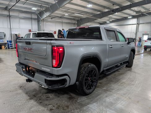 Used 2024 GMC Sierra 1500 Elevation image 3