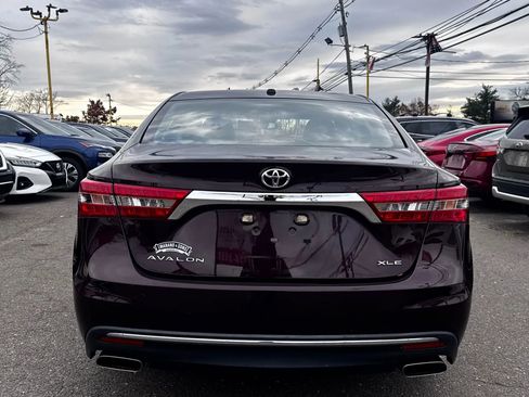 Used 2018 Toyota Avalon XLE Premium image 6