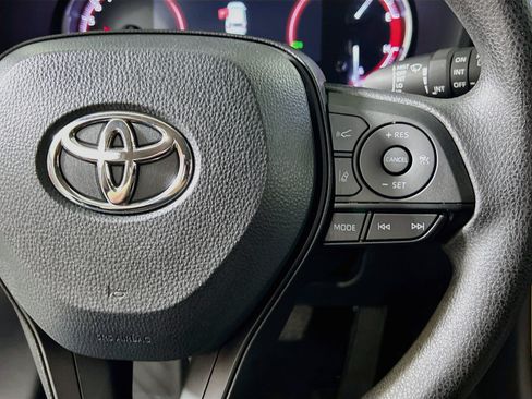 Used 2024 Toyota RAV4 XLE w/ Convenience Package FWD image 20
