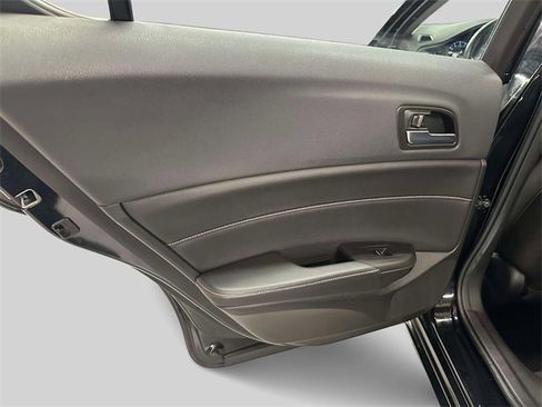 Used 2020 Acura ILX w/ Premium Package image 18