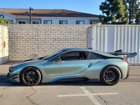 Used 2014 BMW i8 AWD/4WD image 10