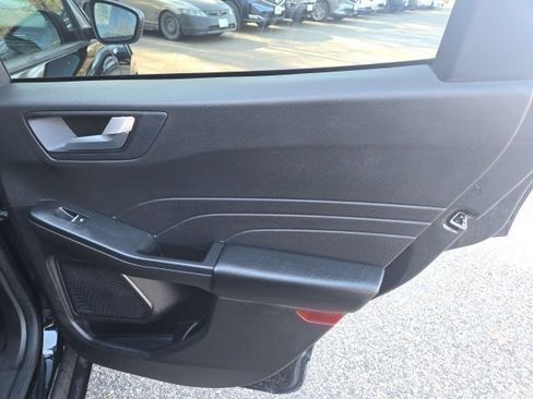 Used 2023 Ford Escape ST-Line w/ Tech Pack #1 AWD/4WD image 12