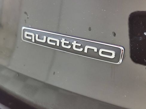 Used 2022 Audi Q3 2.0T Premium w/ Convenience Package AWD/4WD image 7