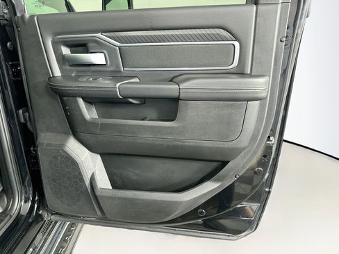 Used 2026 RAM 2500 Big Horn AWD/4WD image 30