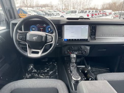 Used 2025 Ford Bronco Big Bend image 6