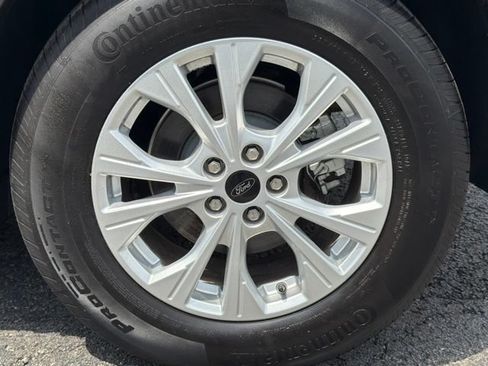 Used 2025 Ford Escape Active AWD/4WD image 40