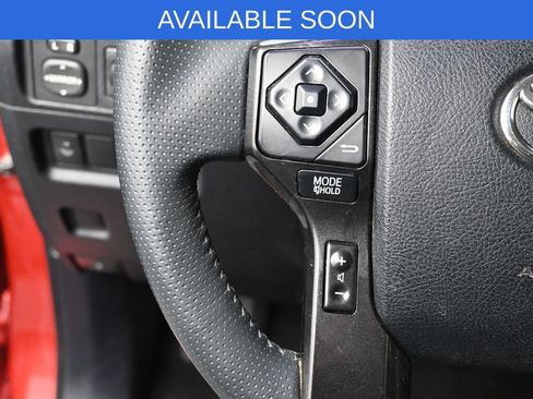 Used 2015 Toyota 4Runner Trail AWD/4WD image 17