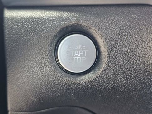 Used 2025 Kia Sorento SX FWD image 23