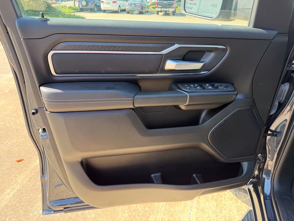 Used 2025 RAM 1500 Big Horn RWD image 13