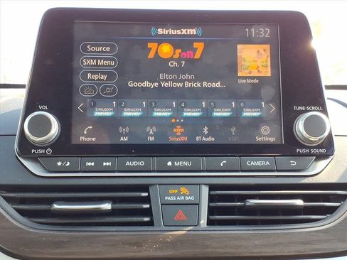 Used 2023 Nissan Altima 2.5 SV image 15