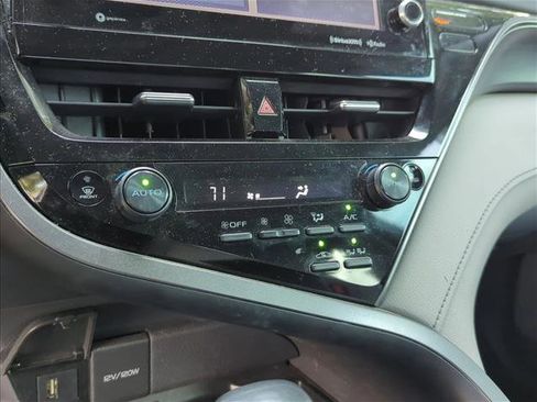 Certified 2022 Toyota Camry SE w/ Audio Upgrade Package FWD image 19