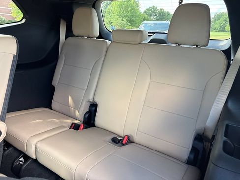 New 2026 Buick Enclave Preferred w/ Power Package FWD image 39