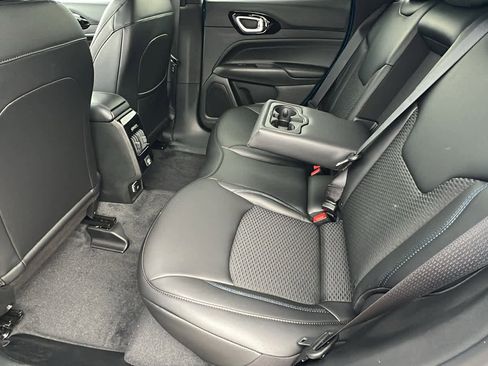 New 2026 Jeep Compass Latitude image 24