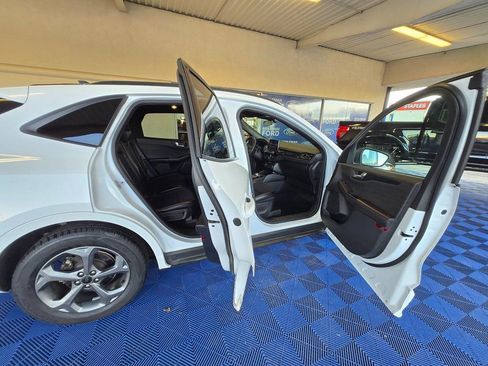 Used 2023 Ford Escape ST-Line image 30