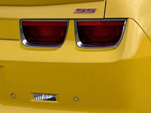 Used 2011 Chevrolet Camaro SS w/ RS Package image 25