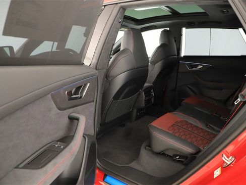 New 2026 Audi RS Q8 performance image 27