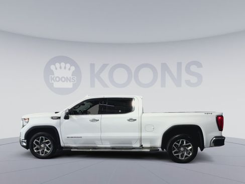 Used 2023 GMC Sierra 1500 SLT w/ SLT Premium Package AWD/4WD image 7
