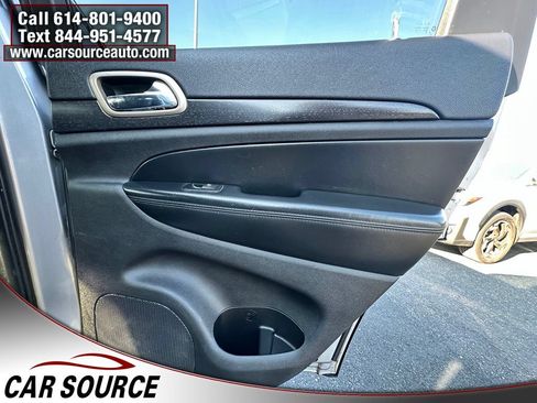 Used 2015 Jeep Grand Cherokee Laredo w/ Quick Order Package 23E AWD/4WD image 26