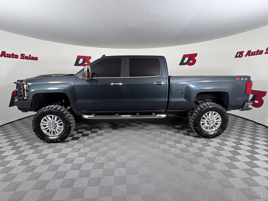 Used 2019 Chevrolet Silverado 2500 LTZ w/ Duramax Plus Package AWD/4WD image 4