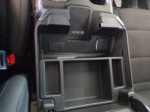 Used 2025 Chevrolet Silverado 1500 LT image 21