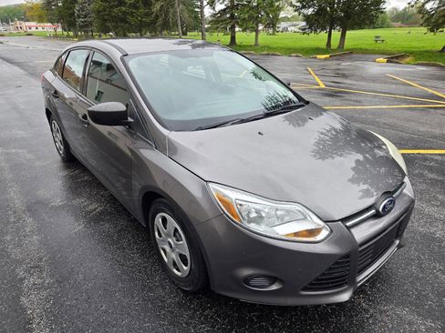 Used 2012 Ford Focus S FWD image 14